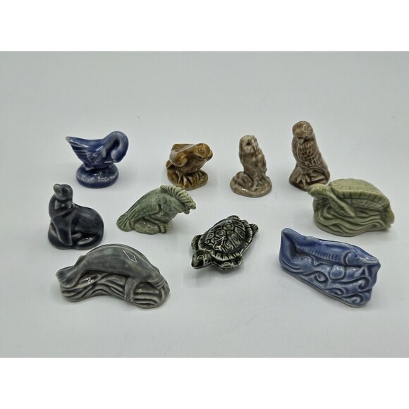 10 WADE Animals ~ Sea Turtle, Seal, Sturgeon, Manatee, Owl, Eagle, Goose, Parrot - Picture 1 of 11